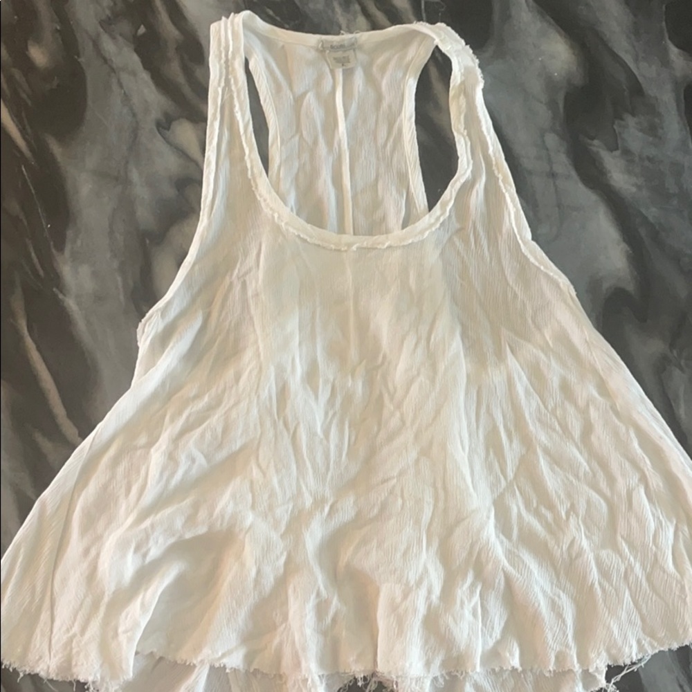 URBAN OUTFITTERS white tank